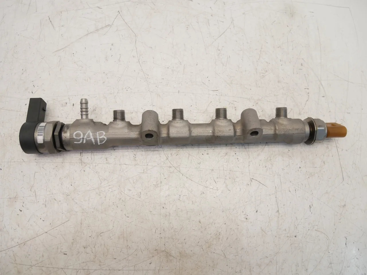 Tubo de raíl Seat Skoda Volkswagen Fabia Polo 1.2 TDI CFWA CFW 03P089