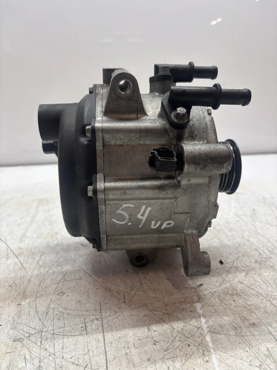 Alternador Porsche Panamera 970 4.8 Turbo M48.70 M48 94860302703