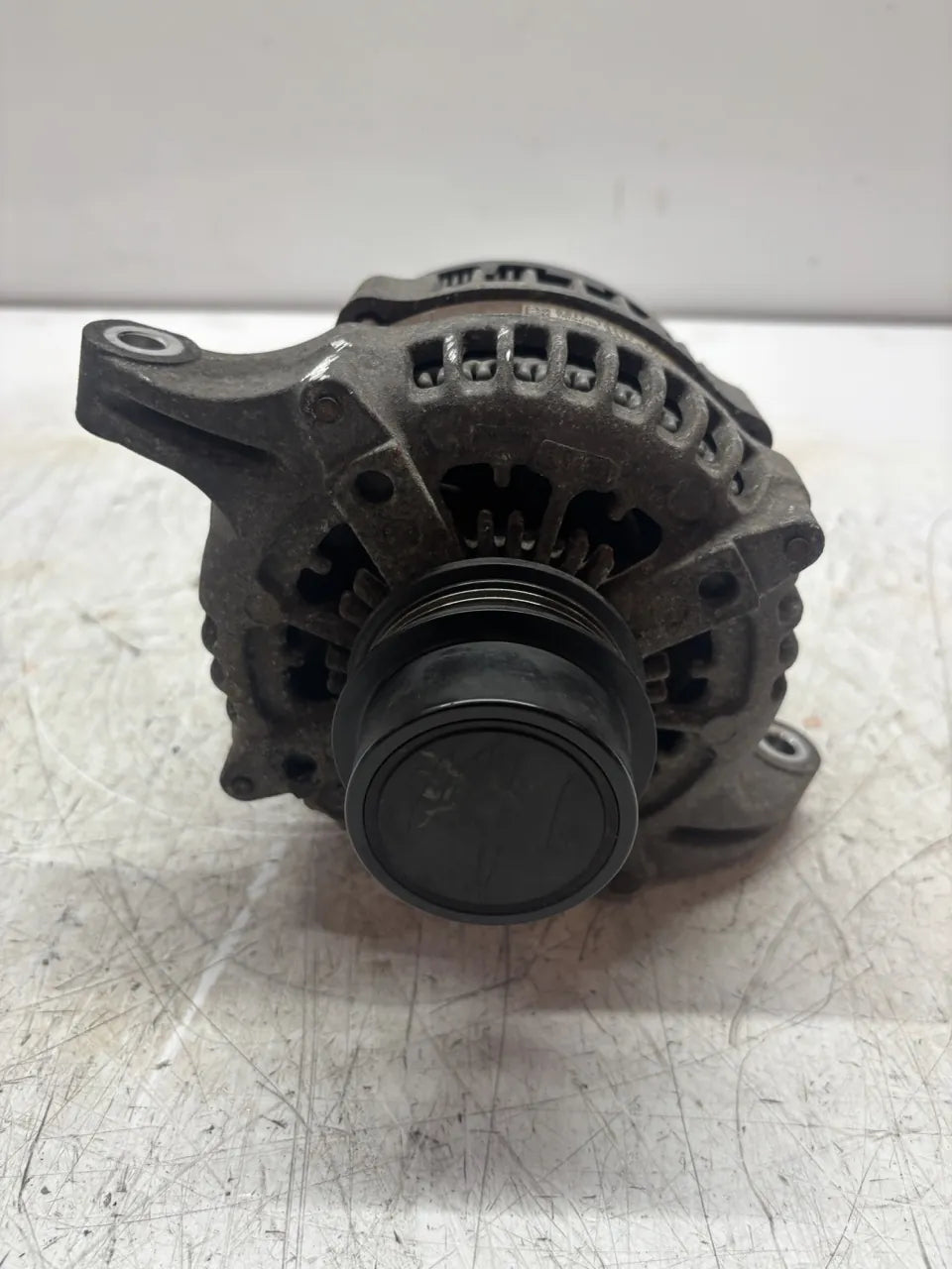 Alternador Ford Explorer 2.0 gasolina T20HDTX DG1T-10300-AE
