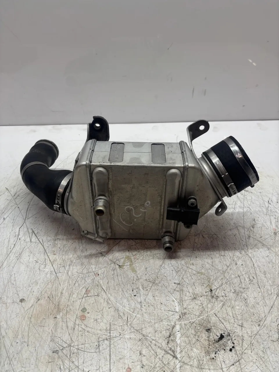Tubo de sobrealimentación BMW Serie 7 F01 F02 F04 4.4 750i Li xDrive N63B44B N63 75540603