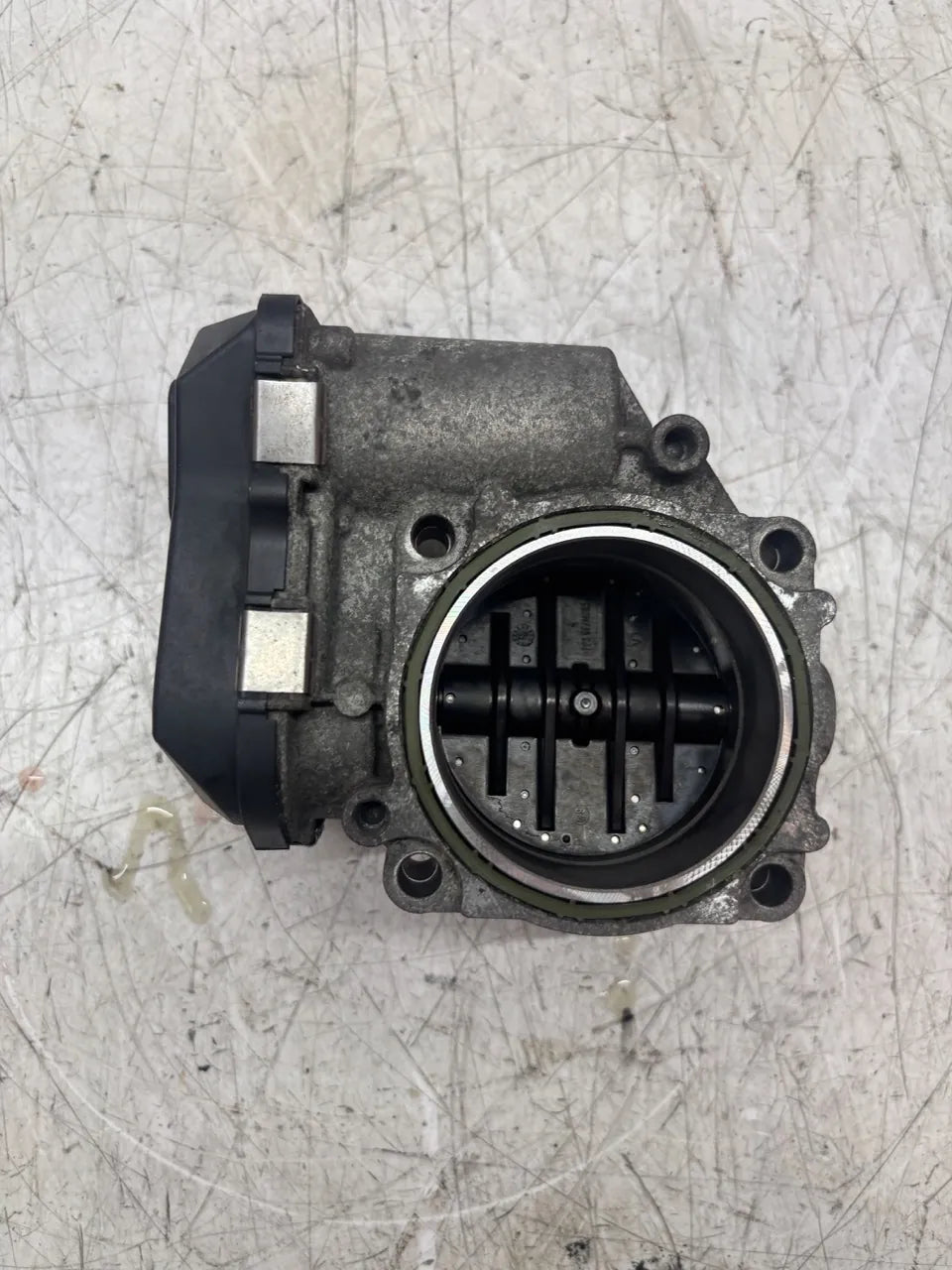 Mariposa BMW Serie 7 F01 F02 F04 4.4 750i Li xDrive N63B44B N63 7555944