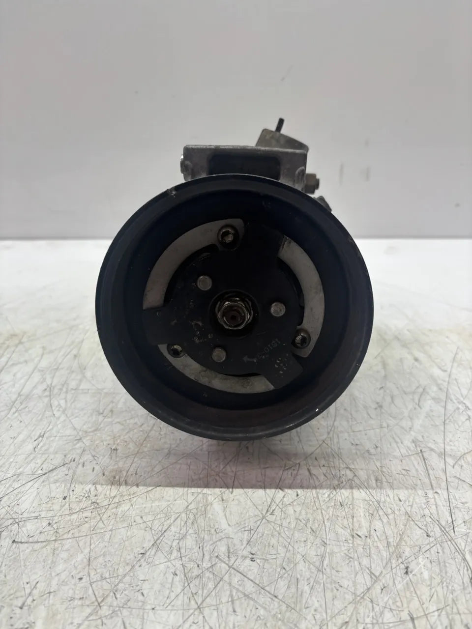 Compresor de aire acondicionado Volkswagen Beetle Golf Jetta Passat 2.5 gasolina CBUA CBU 1K0820808C