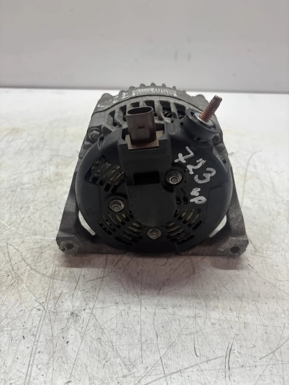 Alternador Alfa Romeo Guilia 952 2.0 gasolina AWD Q4 55273835 104211-0690