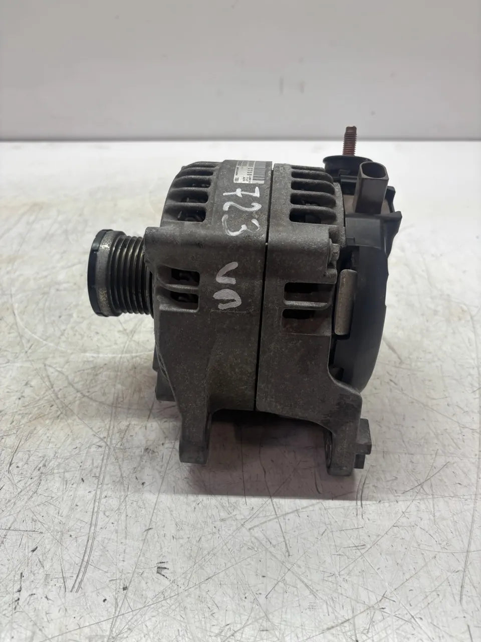 Alternador Alfa Romeo Guilia 952 2.0 gasolina AWD Q4 55273835 104211-0690