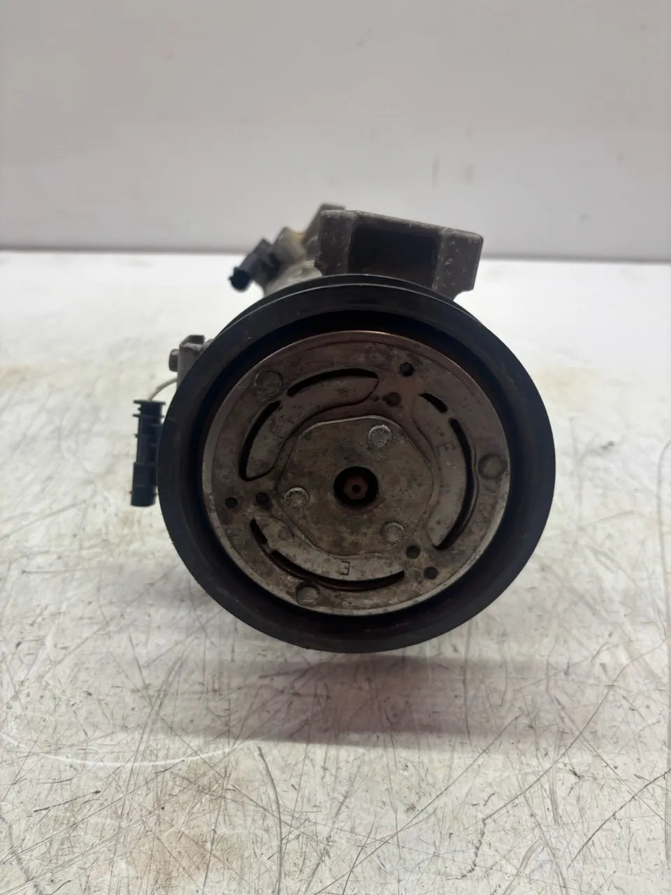 Compresor de aire acondicionado Alfa Romeo Guilia 952 2.0 gasolina AWD Q4 55273835 50537068