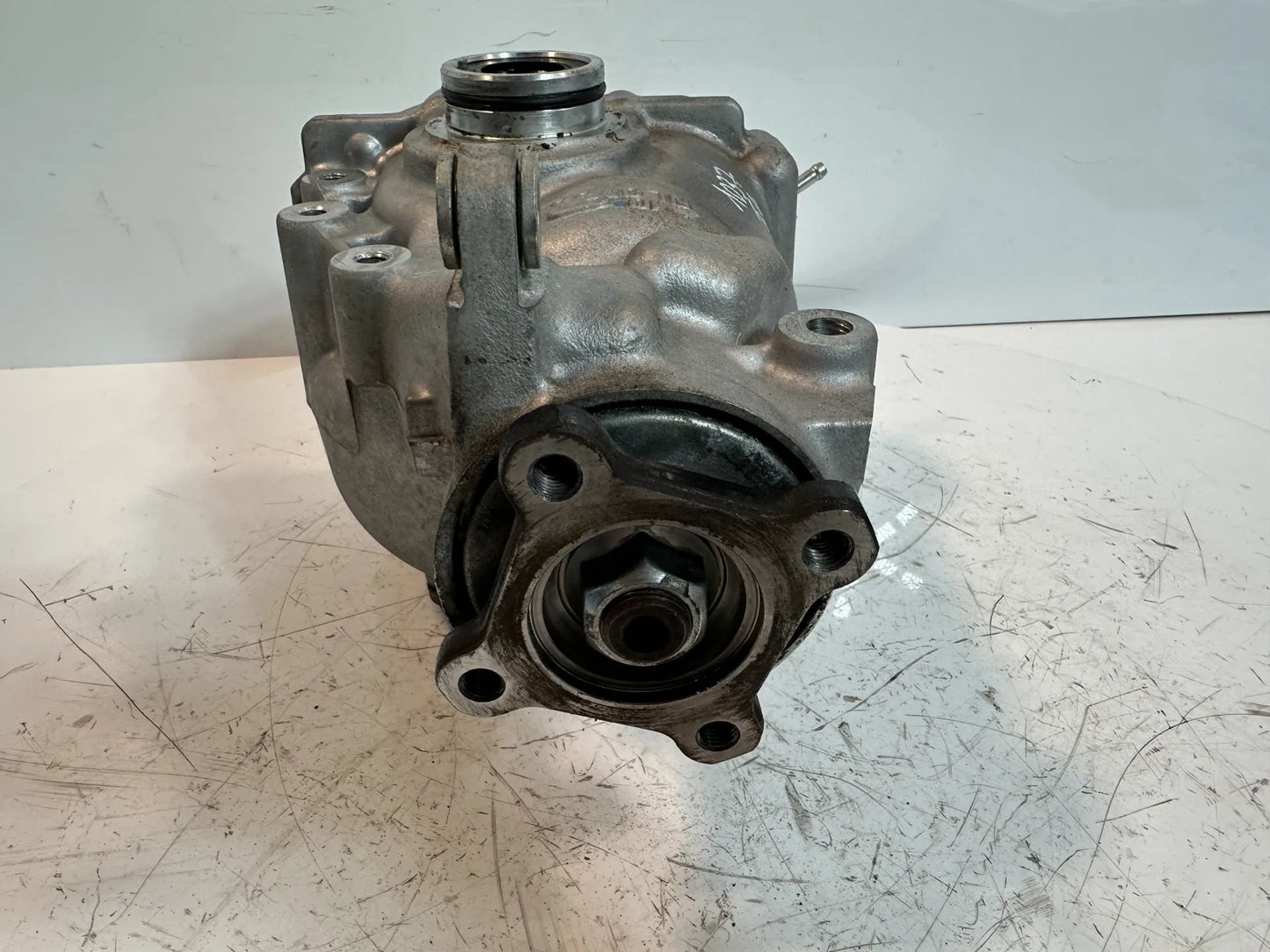 Diferencial Nissan GTR Nismo R35 3,8 V6 VR38 VR38DETT VR38-DETT NL0766