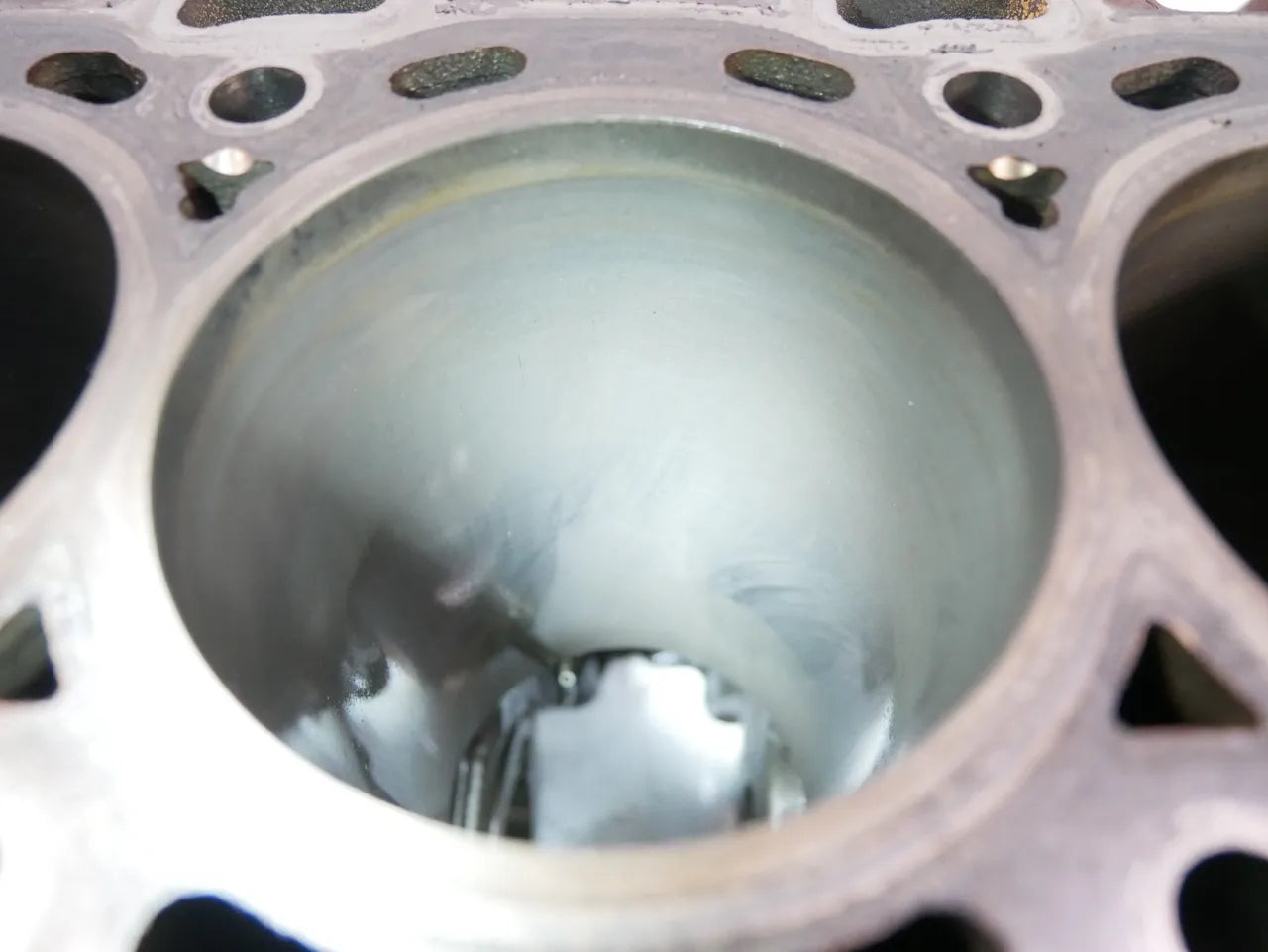 Bloque motor Opel Nissan Vivaro Primastar 2.0 CDTi M9R780 M9R LDN