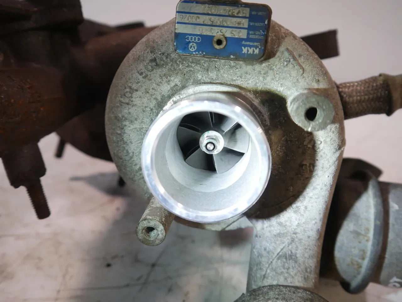 Turbocompresor Volkswagen Golf Touran 1.9 TDI BRU 038253014G