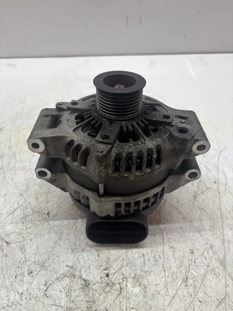 Alternador BMW X5 F15 4.4 N63B44O1 N63B44B N63 7606628