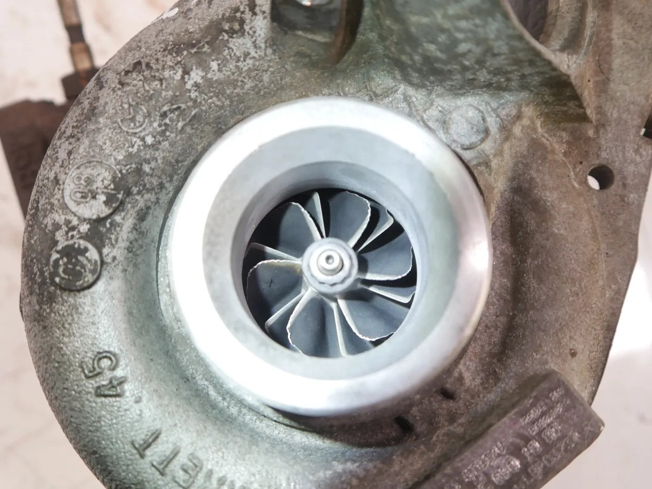 Turbocompresor Mercedes-Benz Clase C W204 2.2 CDI OM646.811 646.811 A6460901080