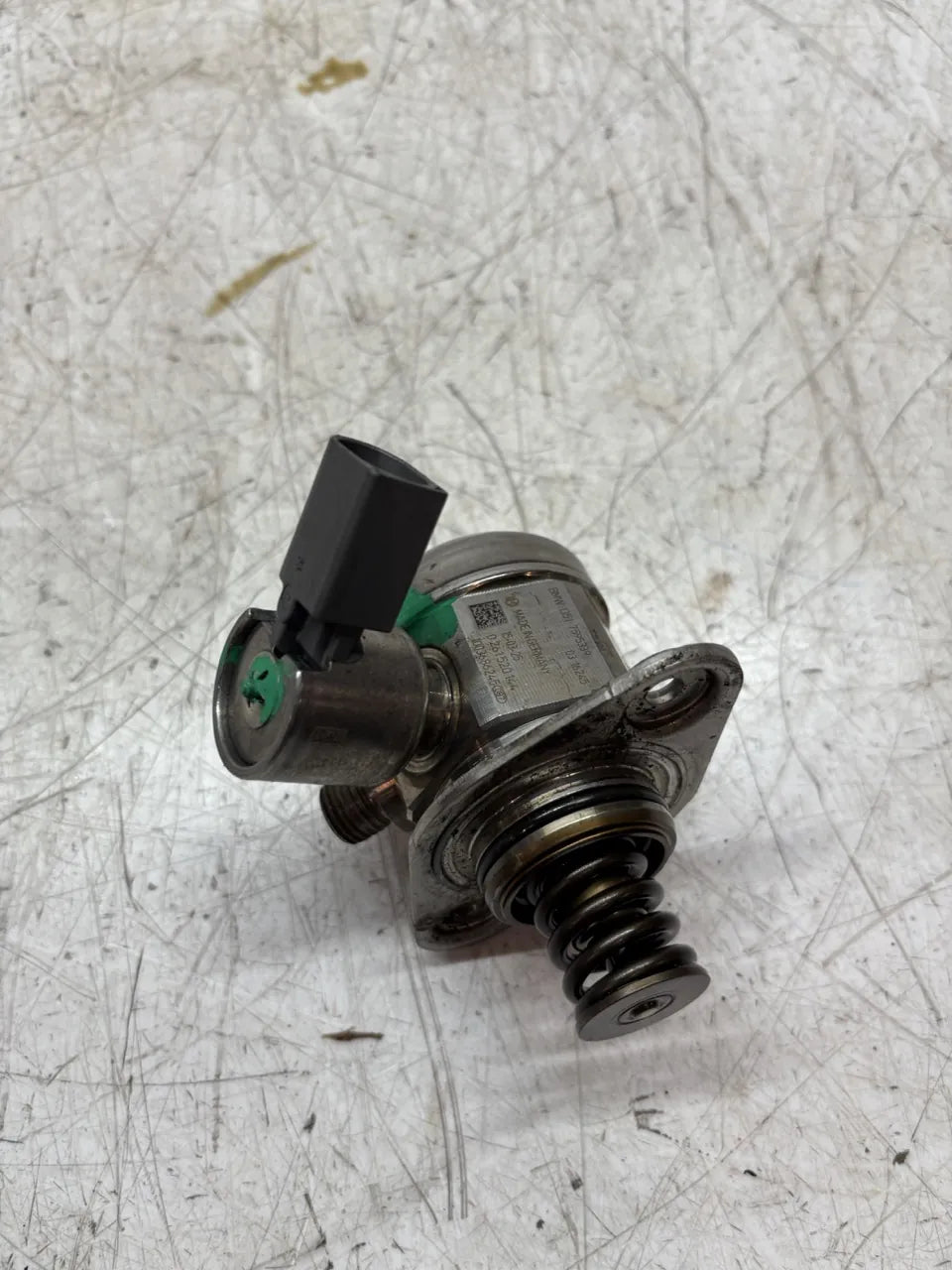 Bomba de combustible BMW Serie 7 F01 F02 F03 F04 4.4 gasolina 750i N63B44A N63 7595339