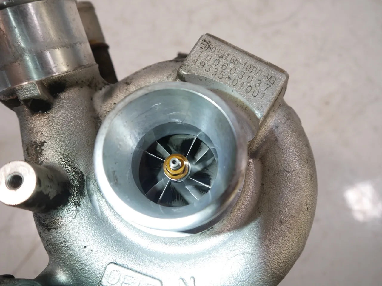 Turbocompresor Mitsubishi ASX 1.8 DI-D 4WD 4N13 49335-01001