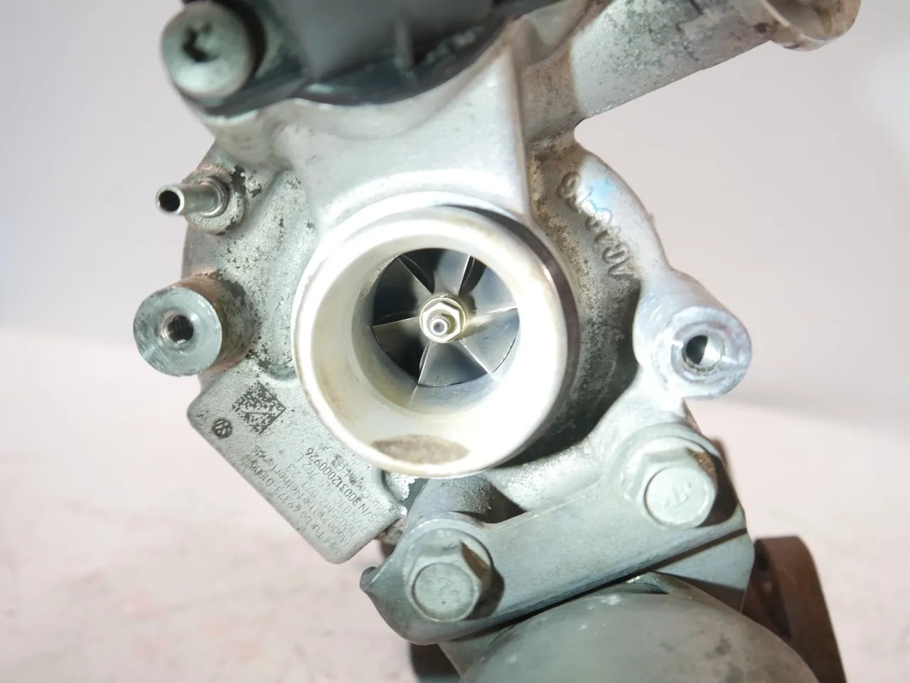 Turbocompresor Audi Seat Volkswagen A1 Toledo Golf VI 1.4 TFSI CAXA CAX 03C145702L