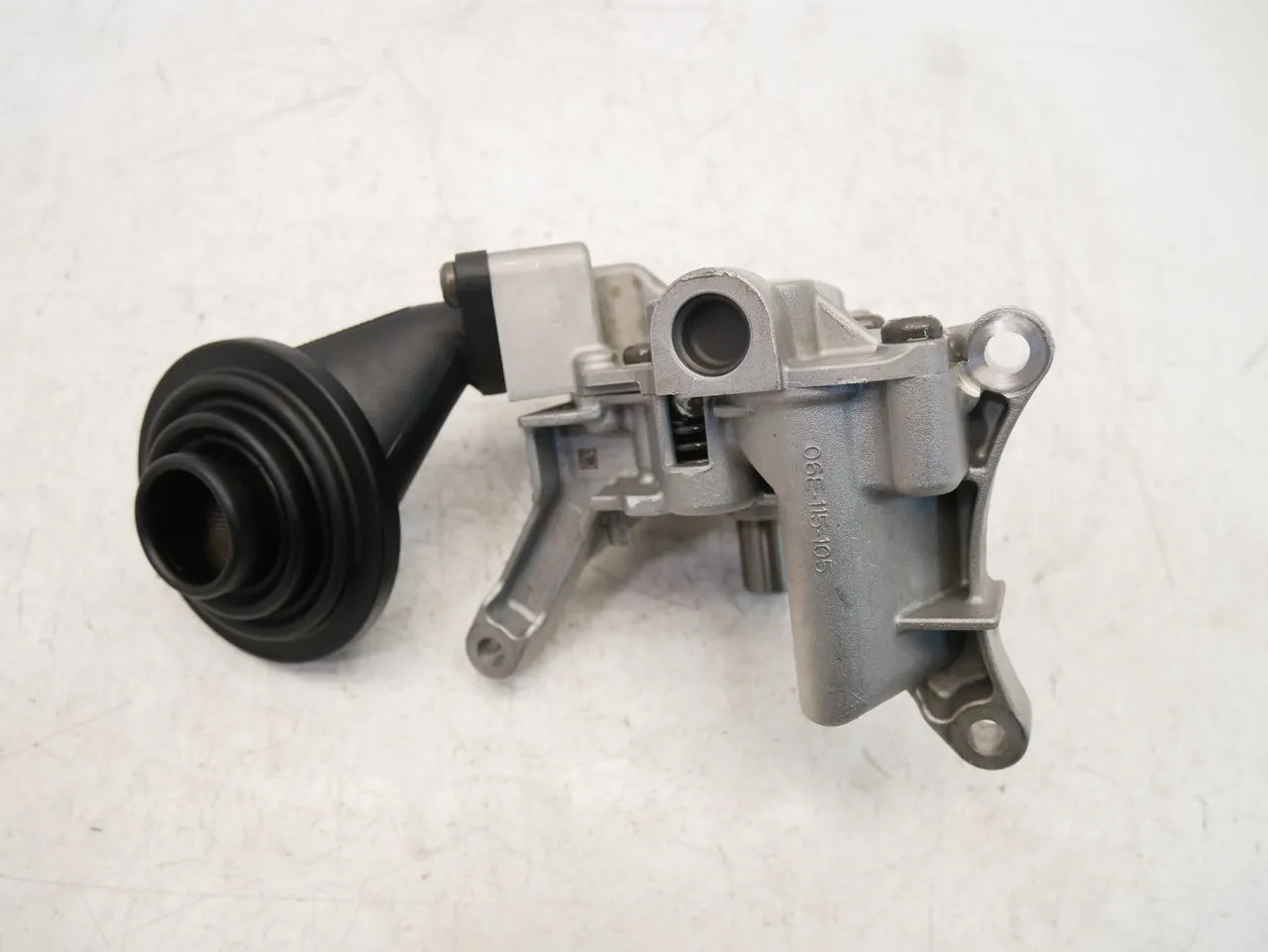 Bomba de aceite Audi Q7 3.0 TFSI quattro CTWB CTWA CTW 06E115105