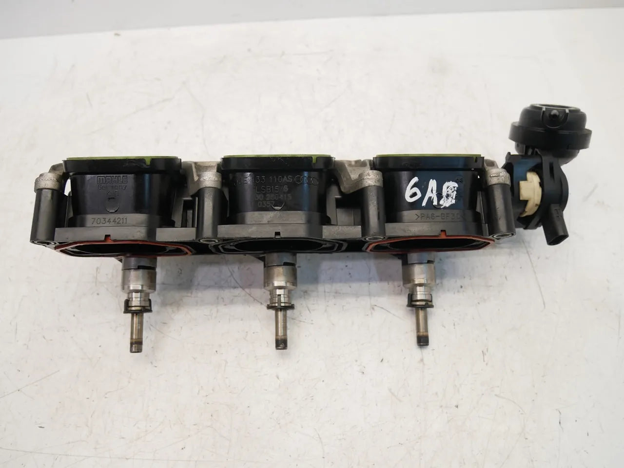 Rampa inyectora Audi Q7 3.0 TFSI quattro CTWB CTWA CTW 06E133340E