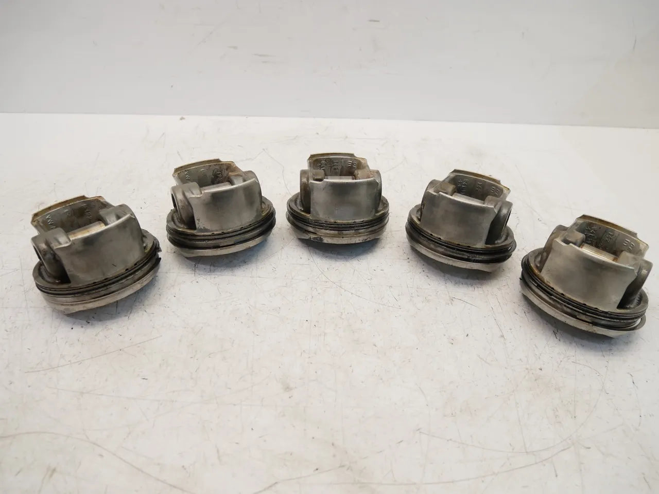pistones Audi Q7 3.0 TFSI quattro CTWB CTWA CTW 5 unidades