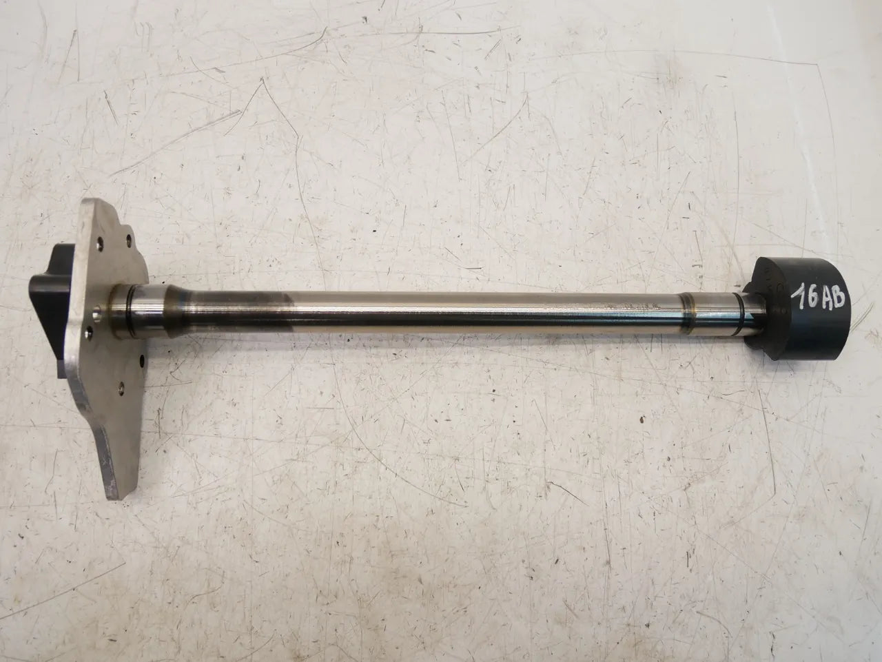 Equilibrador Audi Q7 3.0 TFSI quattro CTWB CTWA CTW 06E103213AC