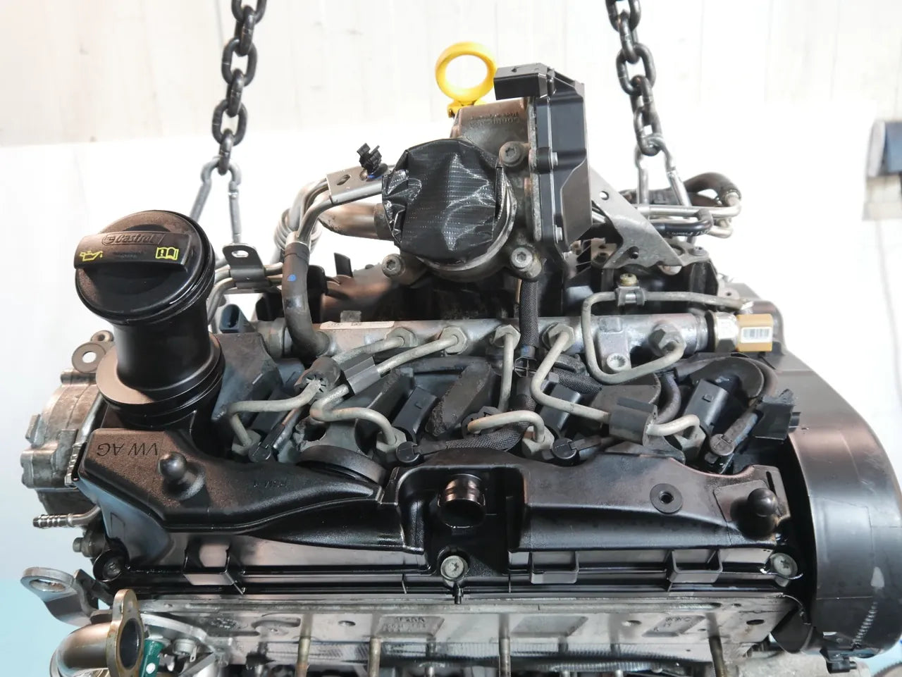 Motor Volkswagen Transporter T5 T6 2.0 TDI CAAC CAA 03L100090E