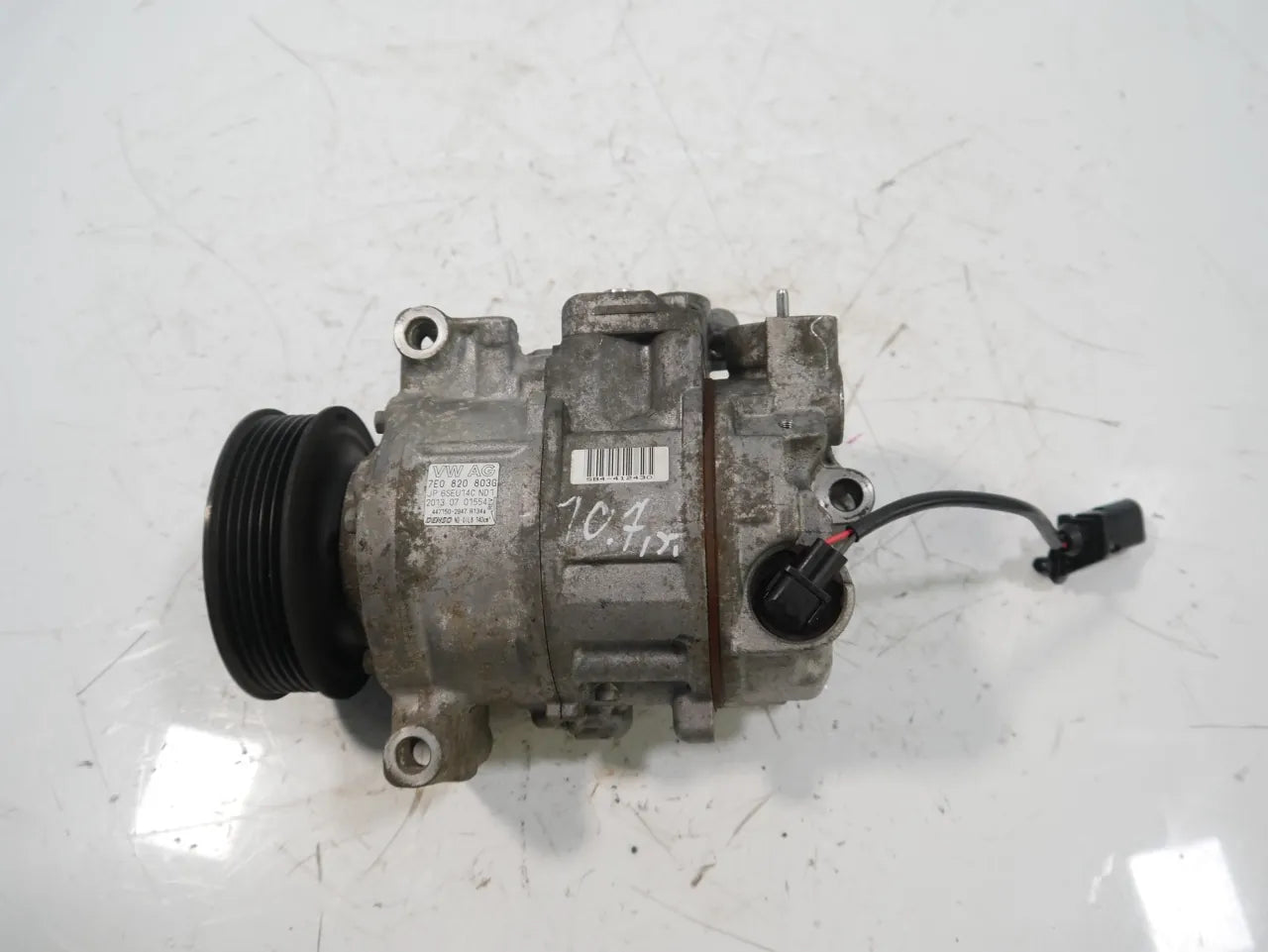 Compresor de aire acondicionado Volkswagen Transporter T5 T6 2.0 TDI CAAC CAA 7E0820803G
