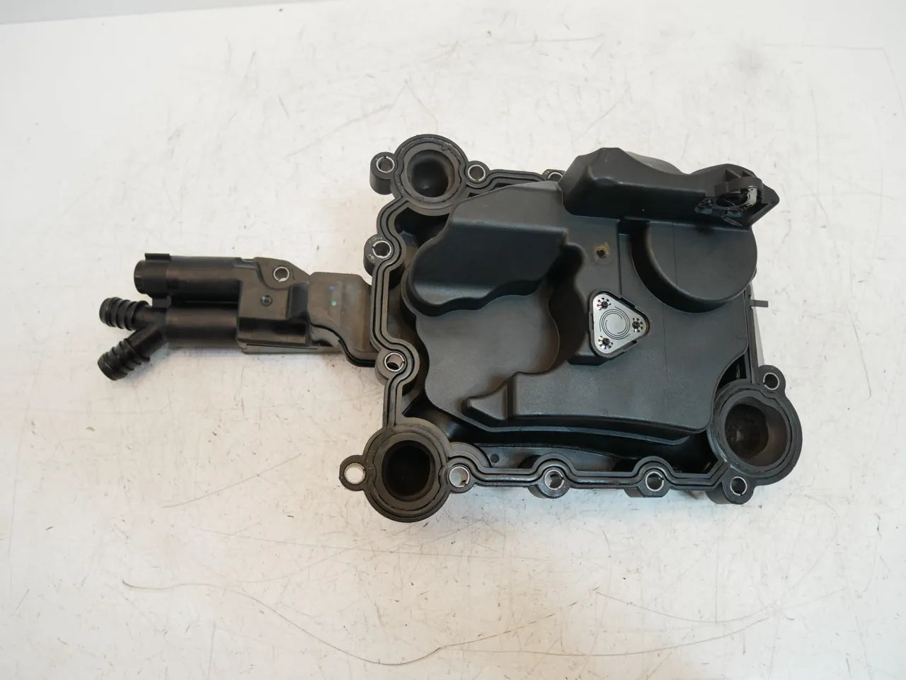 Carcasa Audi Q7 3.0 TFSI CJWB CJW 06E103547