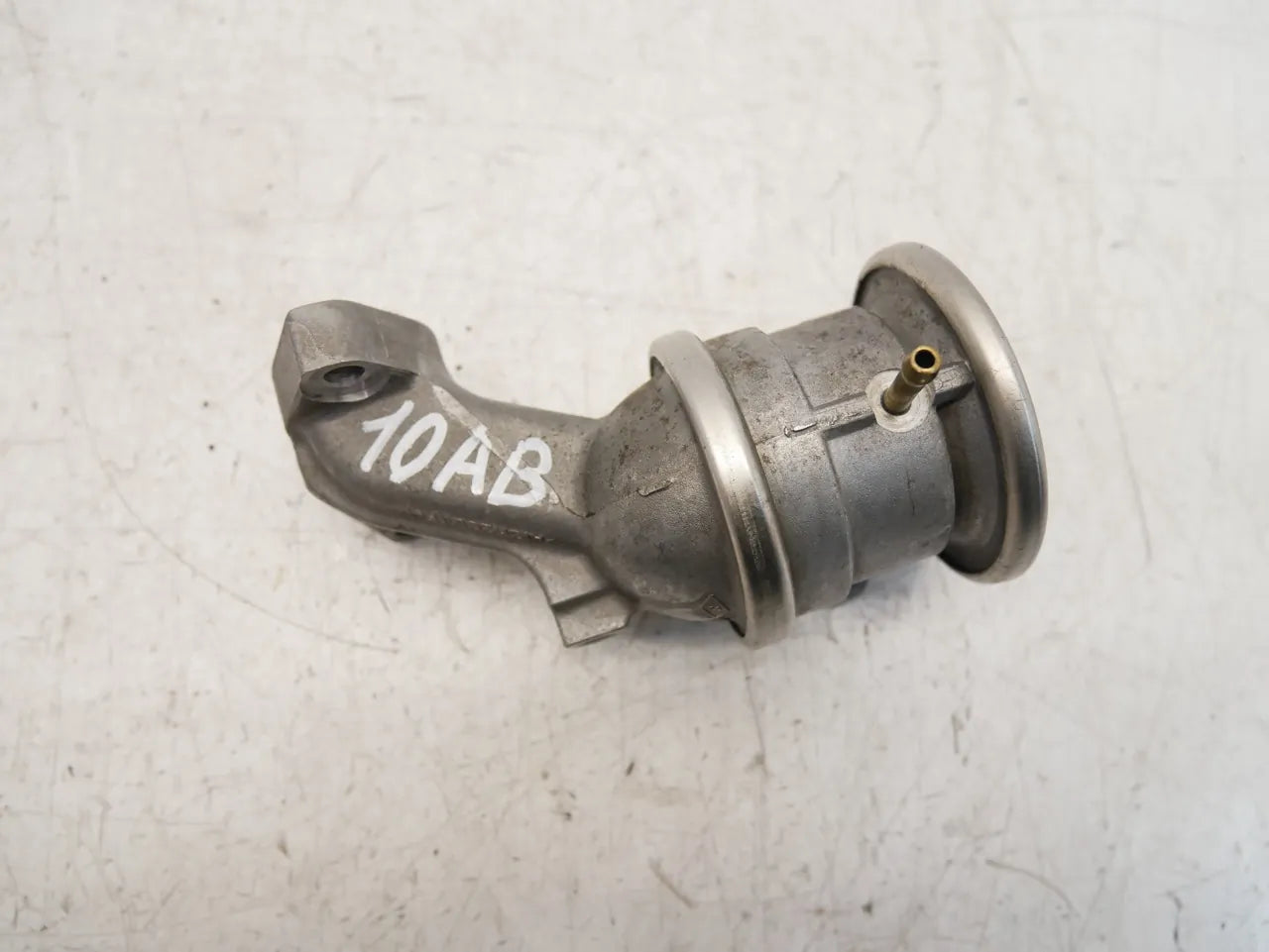 Válvula EGR Válvula de recirculación de gases de escape Audi Q7 3.0 TFSI CJWB CJW 06E131101E