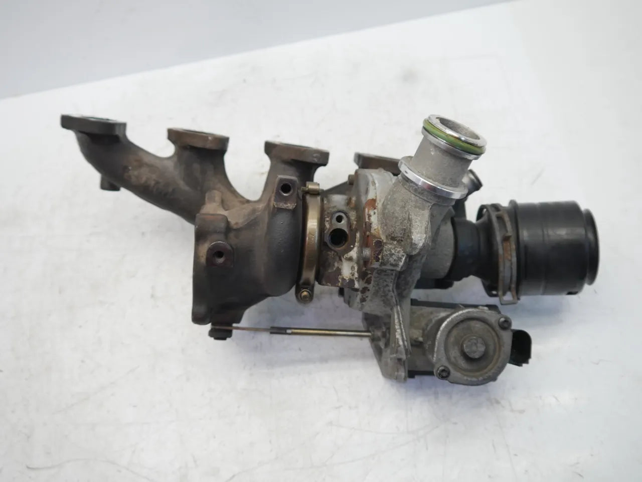 Turbocompresor Audi Seat Skoda Volkswagen A3 Golf 1.2 TFSI TSI CBZB 03F145701K