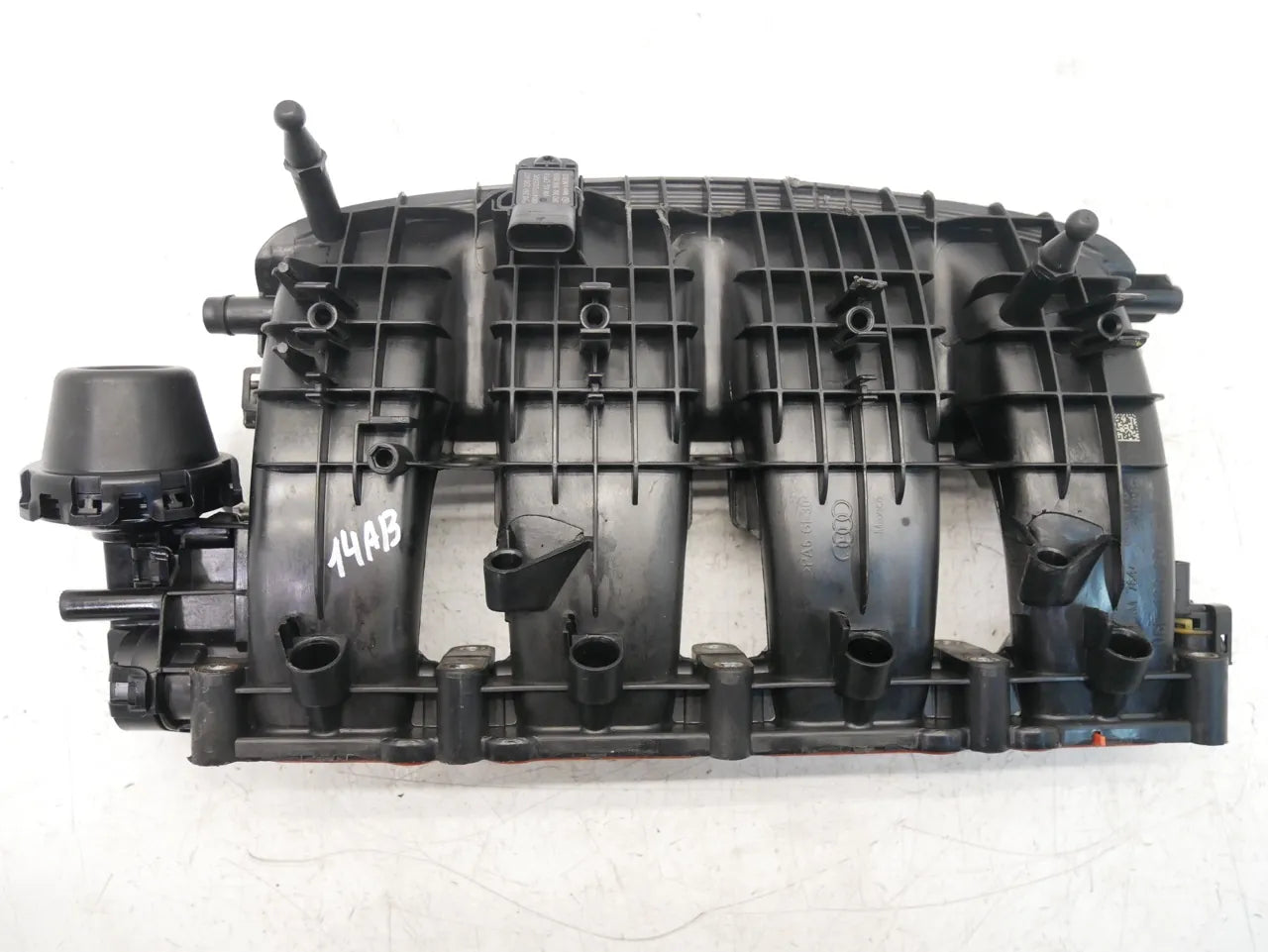 Colector de admisión Volkswagen A3 Golf 2.0 TFSI TSI DDSA DDS DKZ CZP 06L133201EH