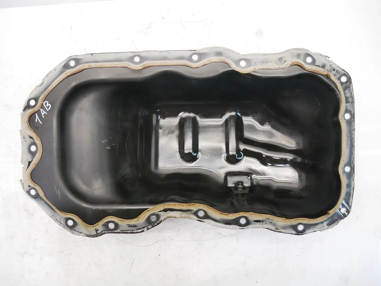 Cárter de aceite Mazda 3 6 2.0 gasolina PEY7