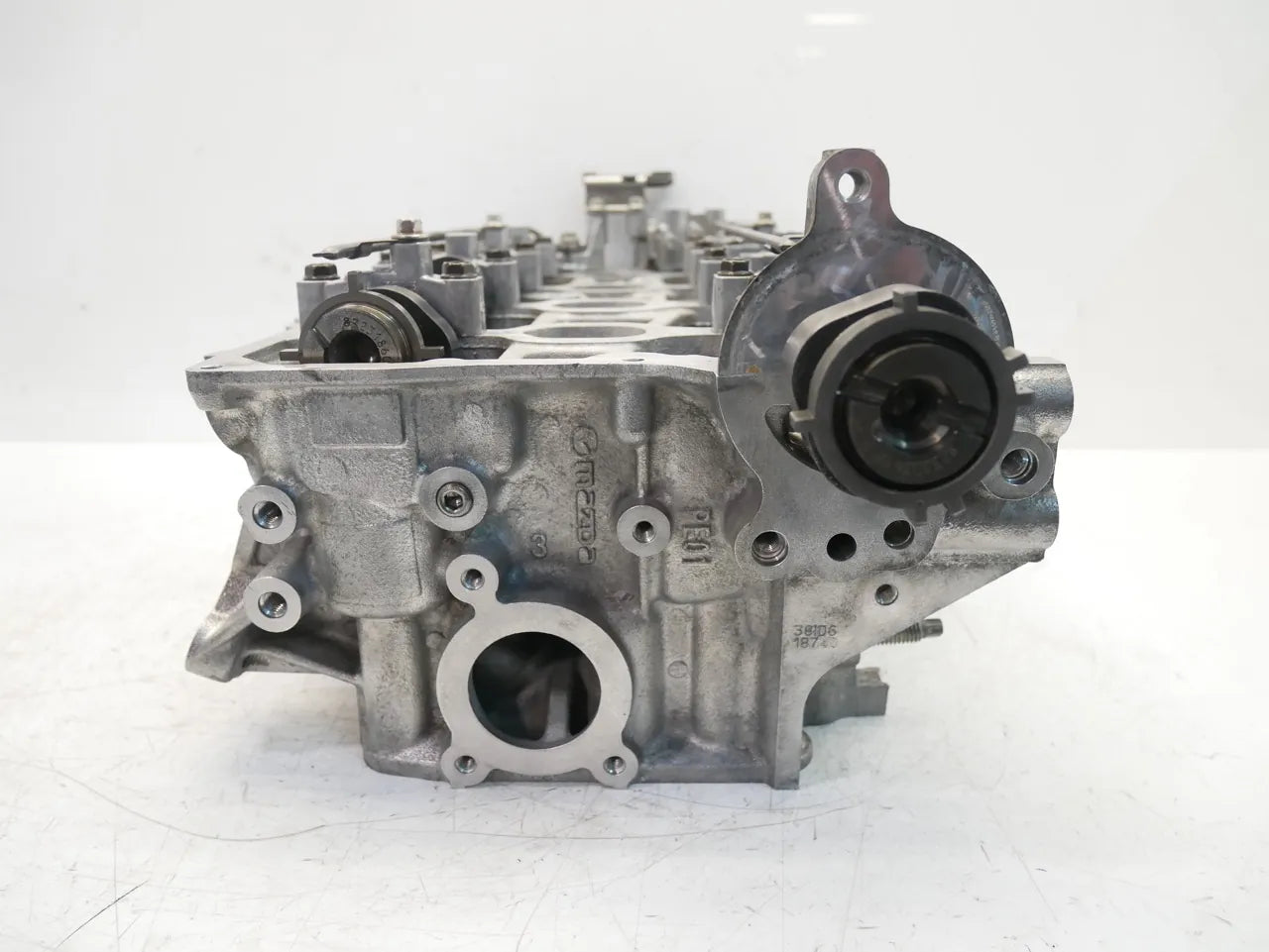 Culata rectificada Mazda 3 6 2.0 gasolina PEY7 PE01