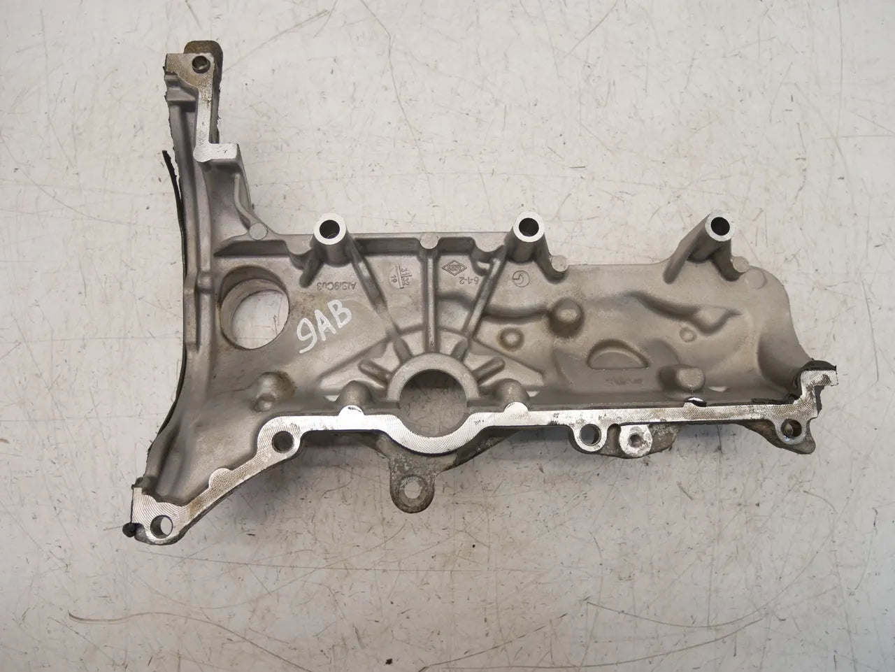 Tapa de válvulas Nissan Qashqai X-Trail III 1.3 DIG-T HR13DDT HR13 132650561R