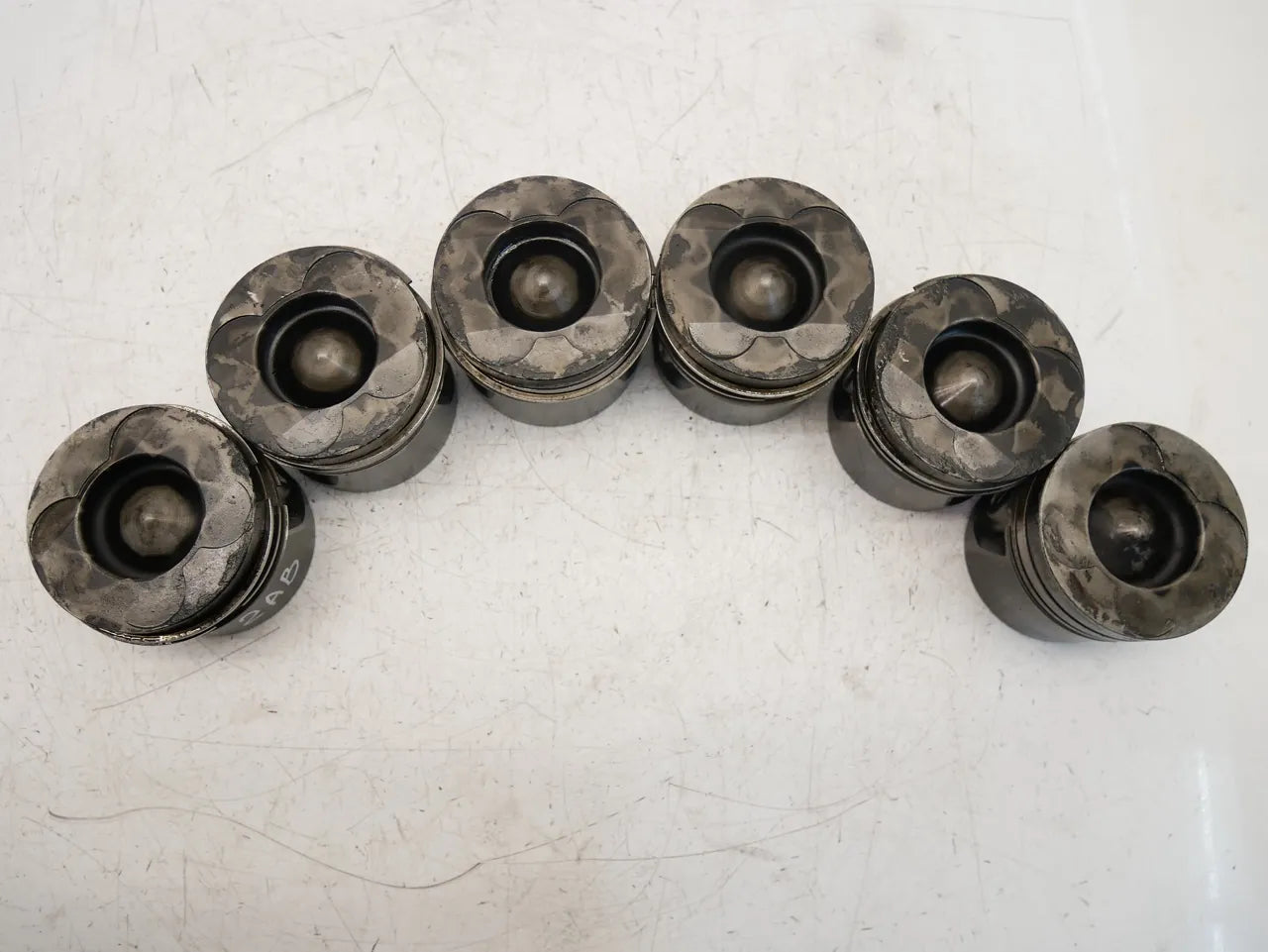 pistones Mercedes-Benz 3.0 CDI OM642.920 OM642.921 A6420300617 A6420301818 6 unidades