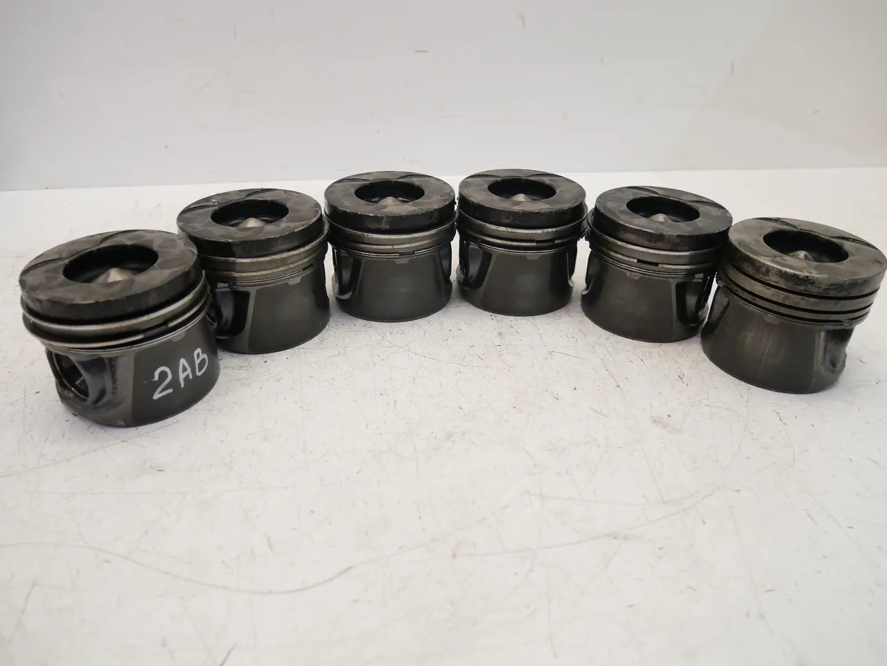 pistones Mercedes-Benz 3.0 CDI OM642.920 OM642.921 A6420300617 A6420301818 6 unidades