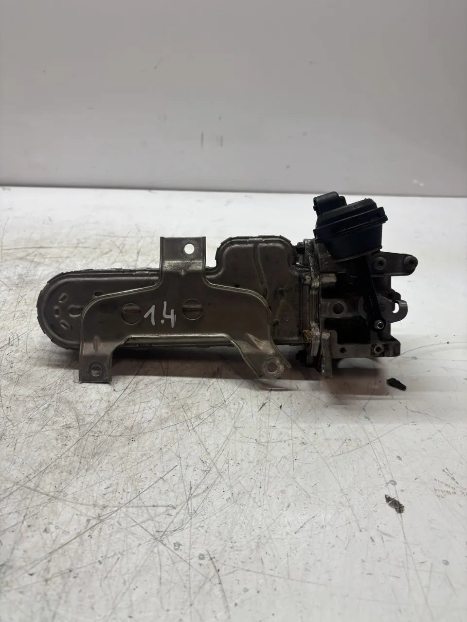 Enfriador de gases de escape Skoda Audi Seat Volkswagen Octavia MK2 1.9 TDI BXE 038131513AD