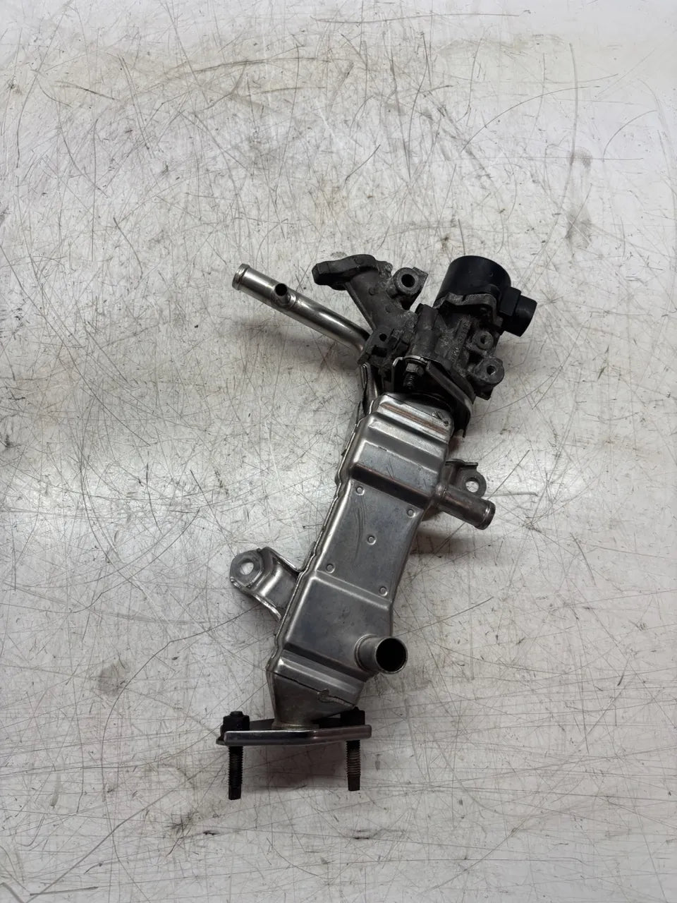 Enfriador de gases de escape Toyota Prius 1.8 Hybrid 2ZR-FXE 2ZRFXE 25601-37010