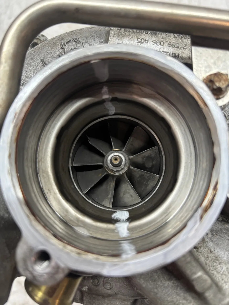 Turbocompresor BMW X5M E70 4.4 gasolina V8 S63B44A S63B44O0 S63 7589086
