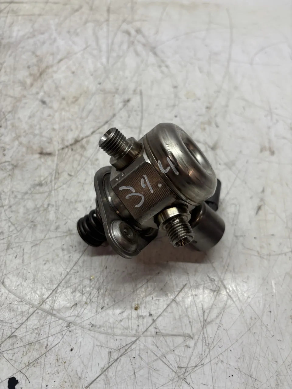 Bomba de combustible BMW X5M E70 4.4 gasolina S63B44A S63B44O0 S63 7595339