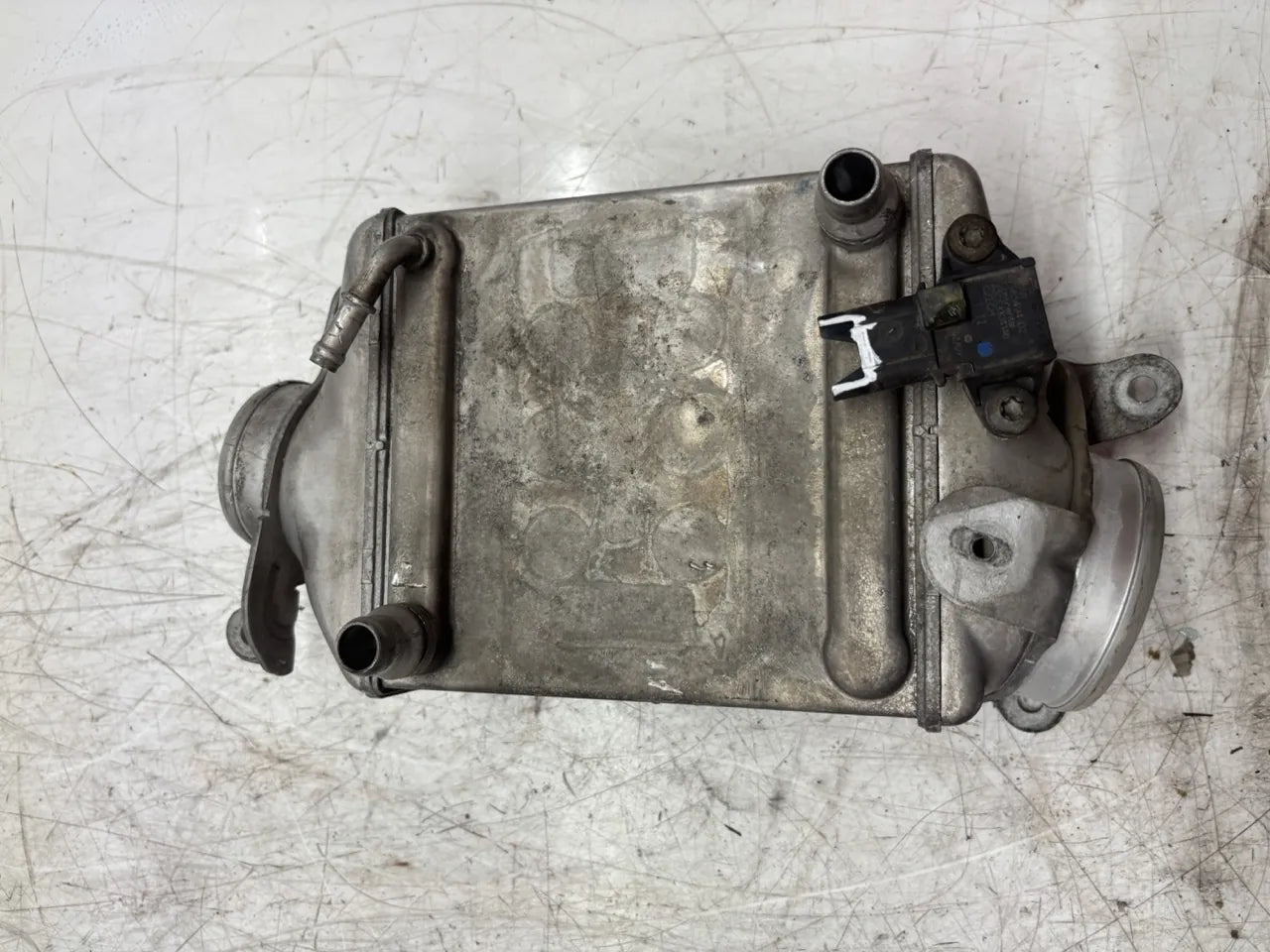 Intercooler BMW X5M E70 4.4 gasolina V8 S63B44A S63B44O0 S63 7589468