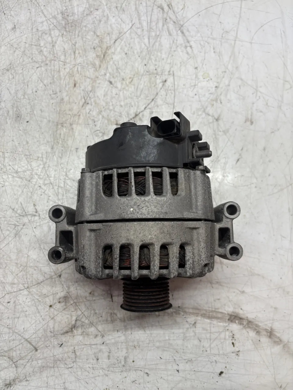 Alternador BMW X5M E70 4.4 gasolina S63B44A S63B44O0 S63 7603782