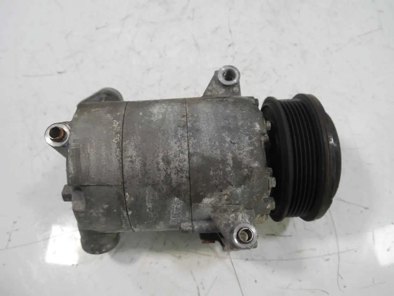 Compresor de aire acondicionado Ford Focus C-Max 1.0 EcoBoost M2DA CV61-19D629-FE