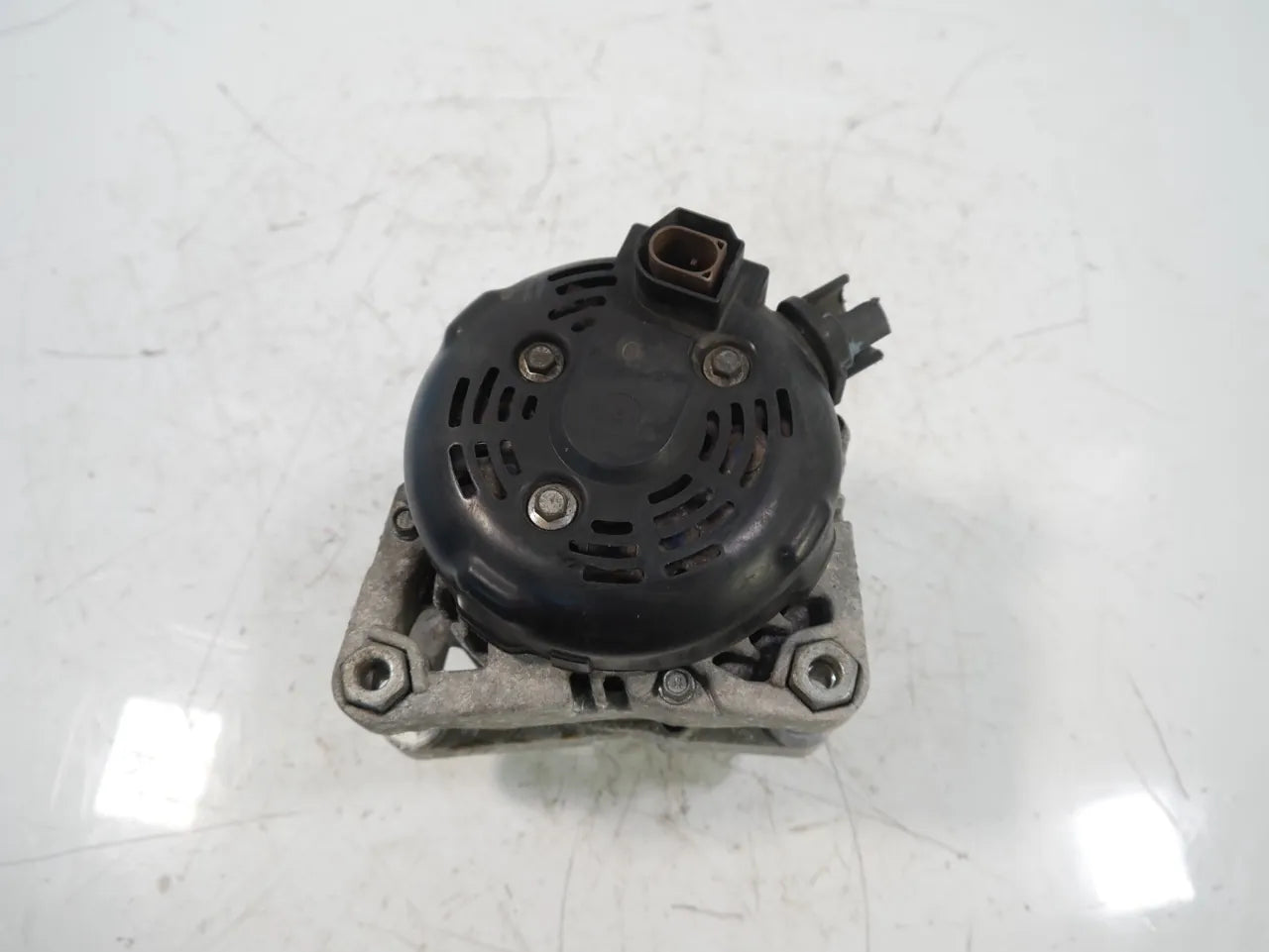 Alternador Ford B-Max Fiesta 1.0 EcoBoost M1JH CV6T-10300-BC