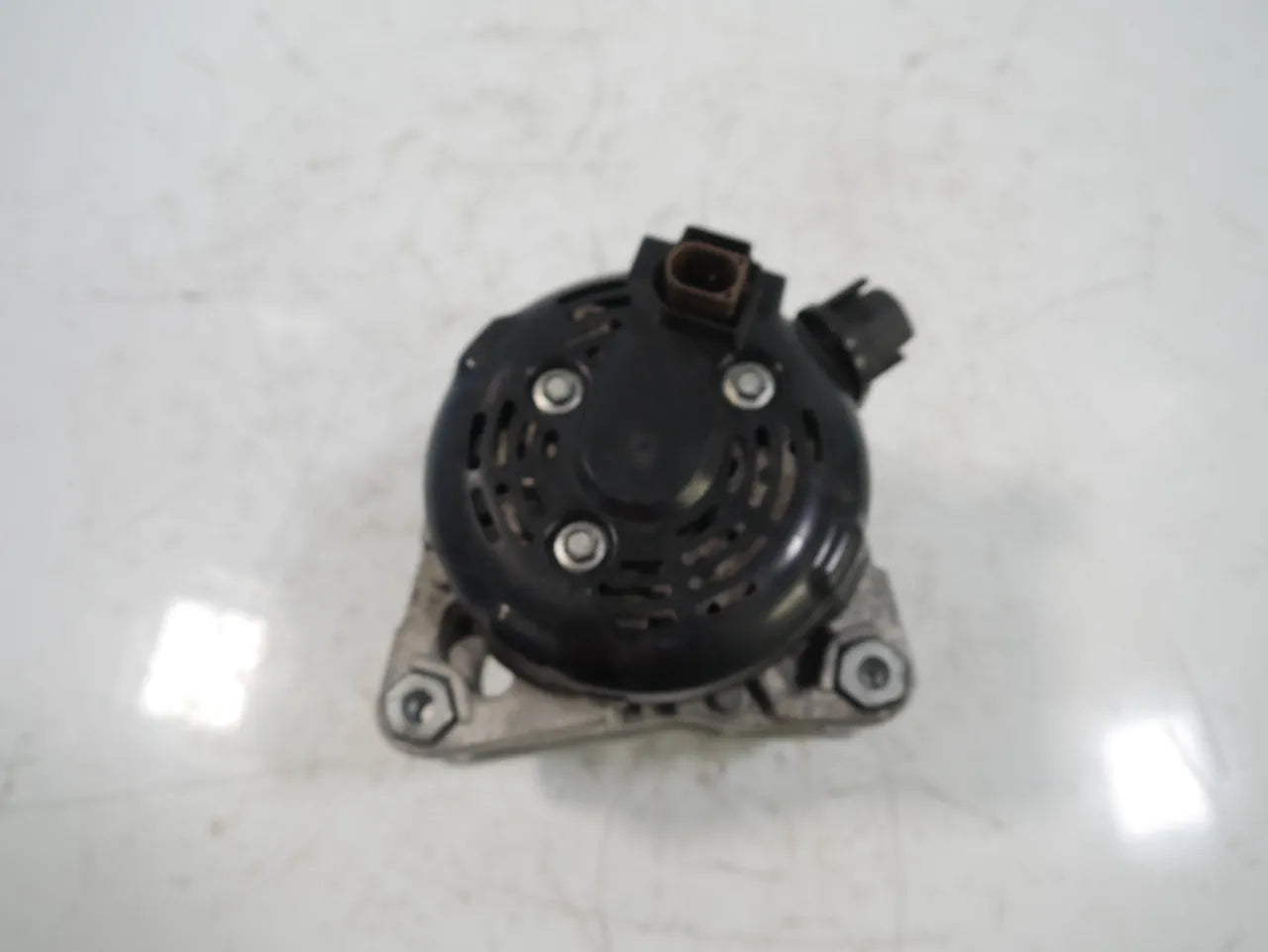 Alternador Ford C-Max Focus 1.0 EcoBoost M2DC CV6T-10300-FA