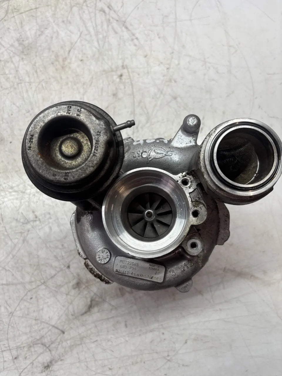 Turbocompresor BMW Serie 7 F01 F02 F03 F04 4.4 750i Li xDrive N63B44B N63 7605794