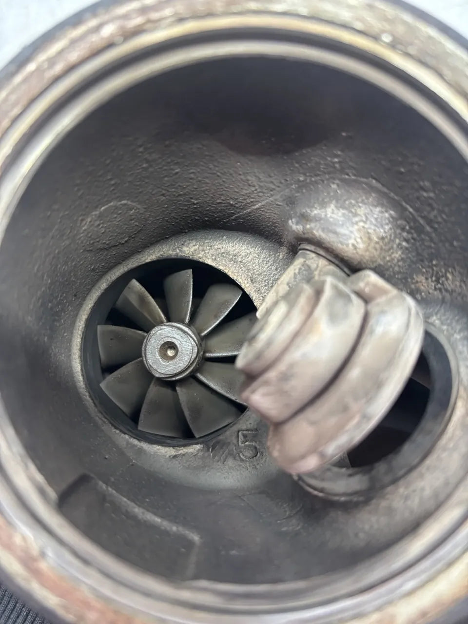 Turbocompresor BMW Serie 7 F01 F02 F03 F04 4.4 750i Li xDrive N63B44B N63 7605794