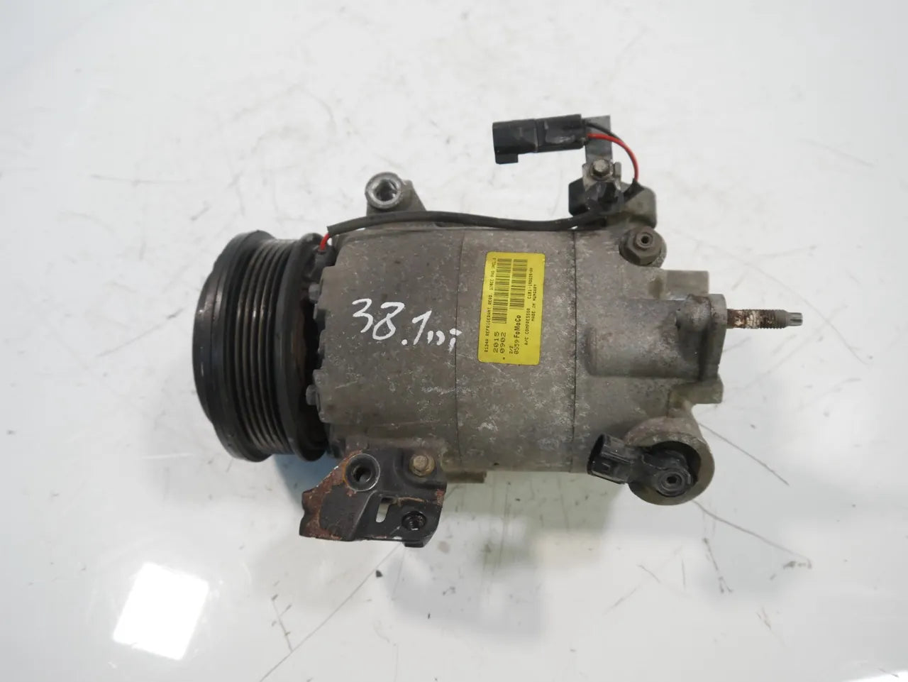 Compresor de aire acondicionado Ford B-Max Fiesta 1.0 EcoBoost SFJC C1B1-19D629-AH