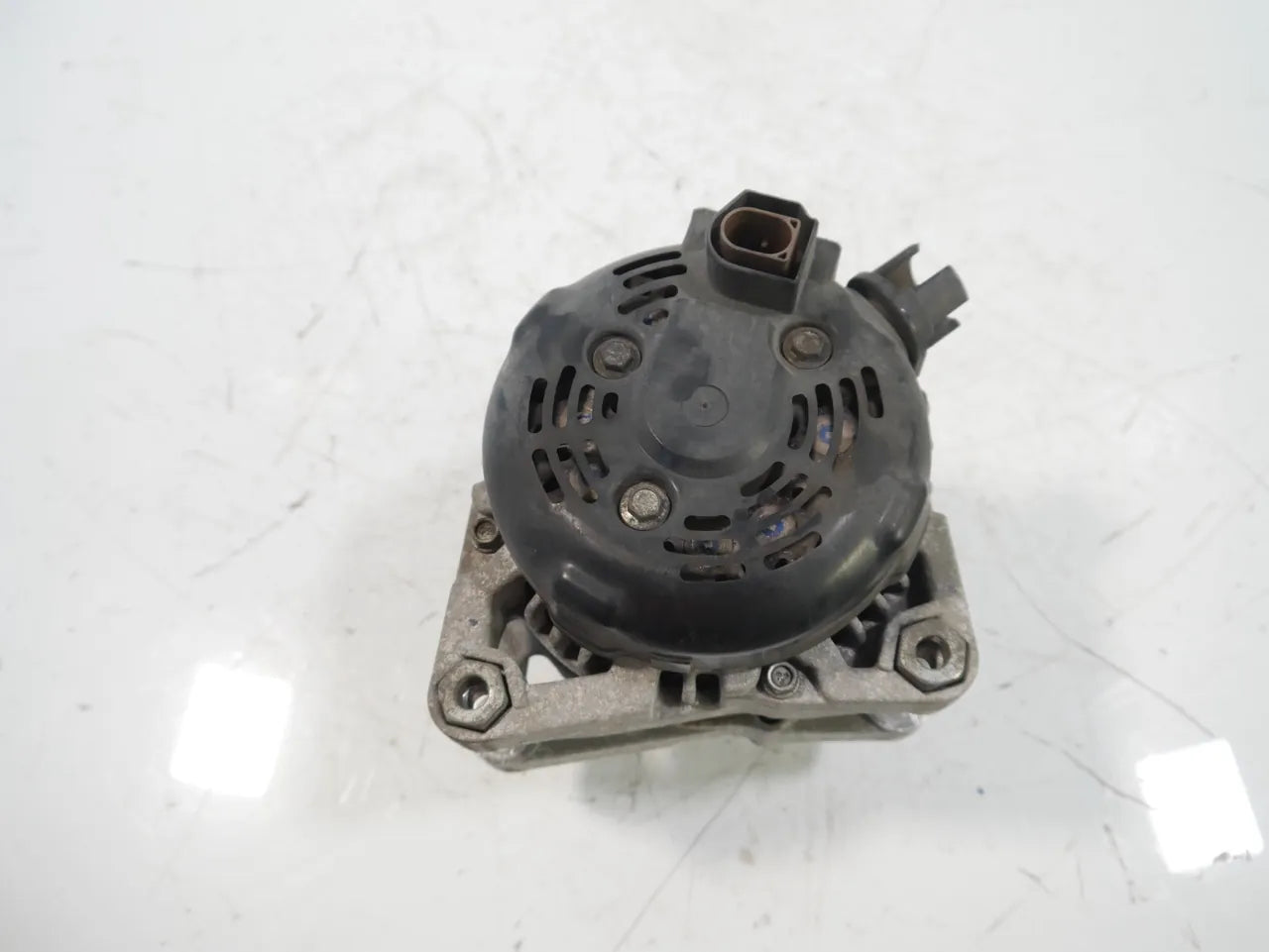 Alternador Ford B-Max Fiesta 1.0 EcoBoost SFJC CV6T-10300-BE