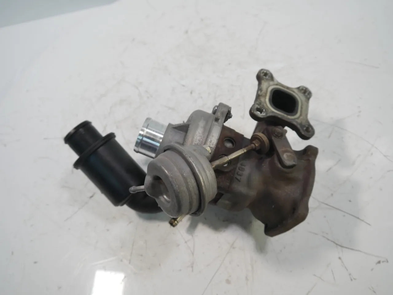 Turbocompresor Ford C-Max Focus 1.0 EcoBoost M2DC CM5G-6K682-HD