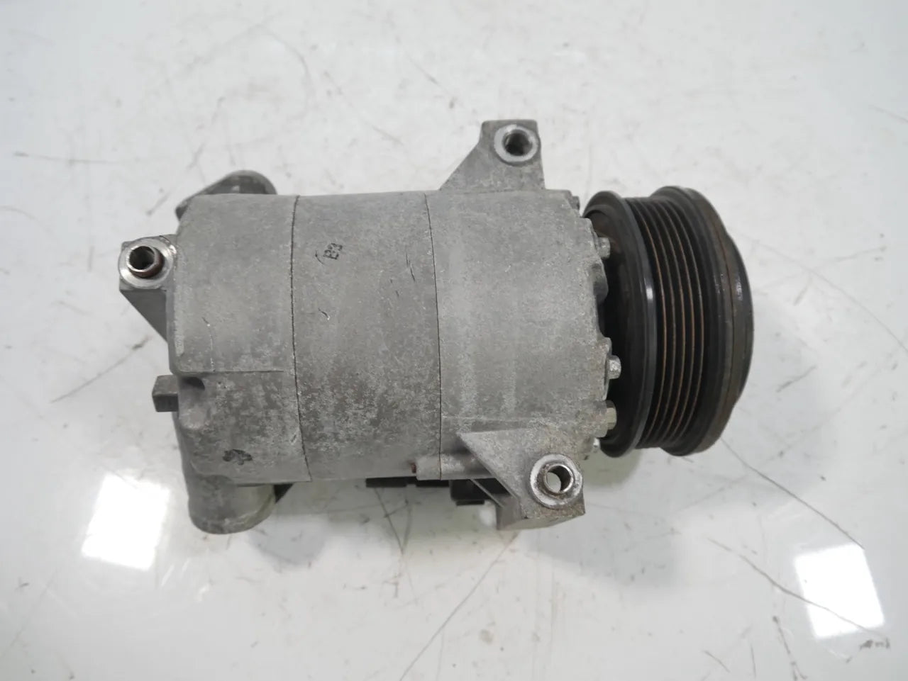 Compresor de aire acondicionado Ford C-Max Focus 1.0 EcoBoost M2DC DV61-19D629-FF