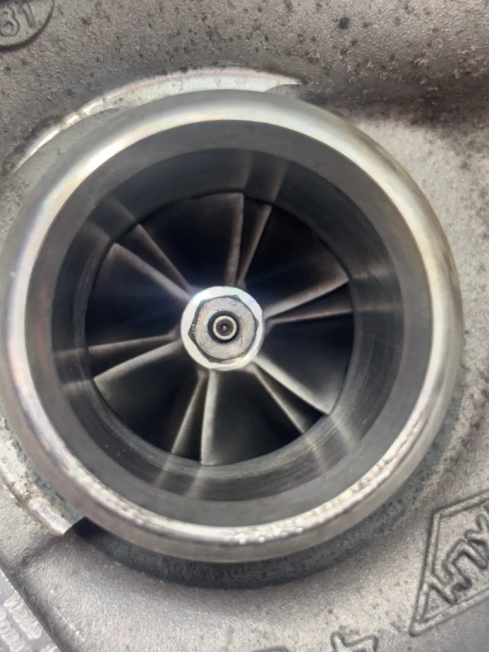 Turbocompresor Audi A4 A5 Q5 2.0 TDI CGL 03L145721B