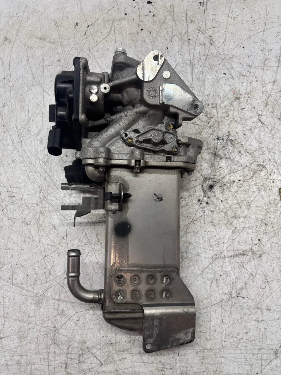 Enfriador de gases de escape Audi A4 B8 A5 A6 C7 2.0 TDI CGLC CGL 03L131512DN