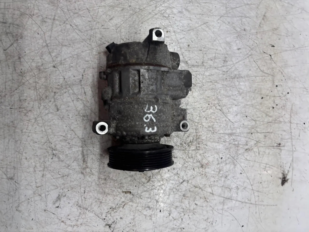 Compresor de aire acondicionado Audi A4 B8 A5 A6 C7 Q5 2.0 TDI CGLC CGL 4G0260805D